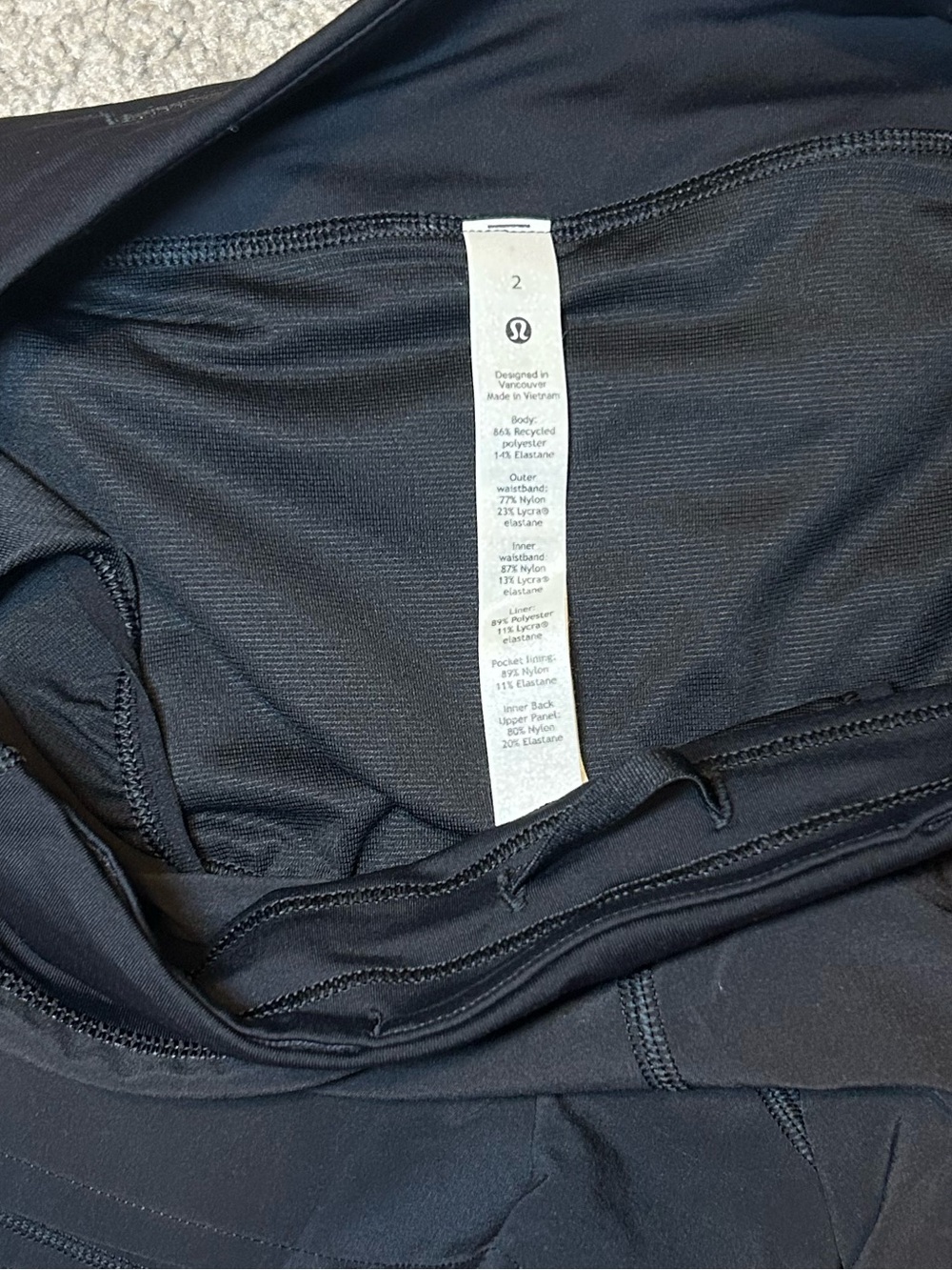 Lululemon Speed Up Low Rise Shorts - Picture 5 of 5